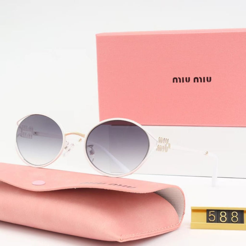 Óculos de Sol Feminino Oval Miu Miu